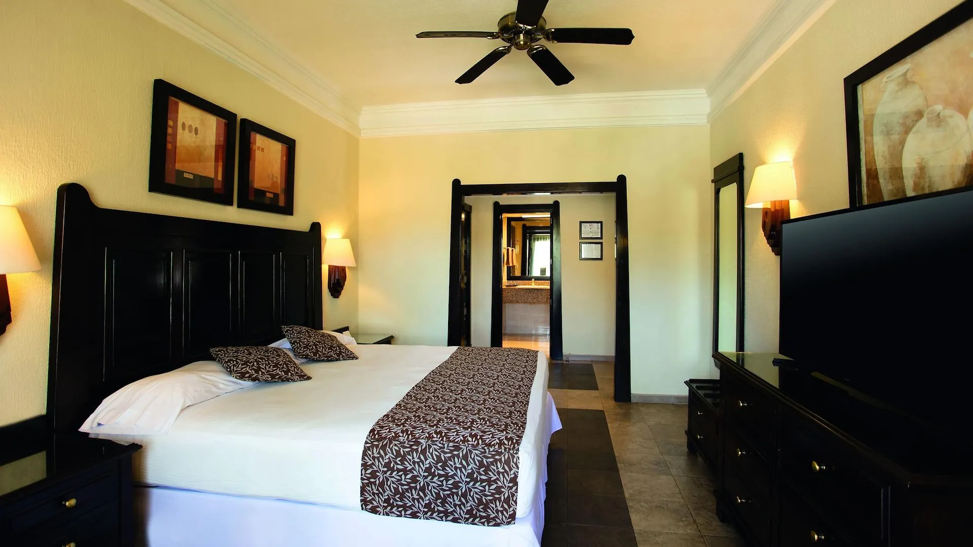 Hotel Riu Santa Fe Cabo San Lucas