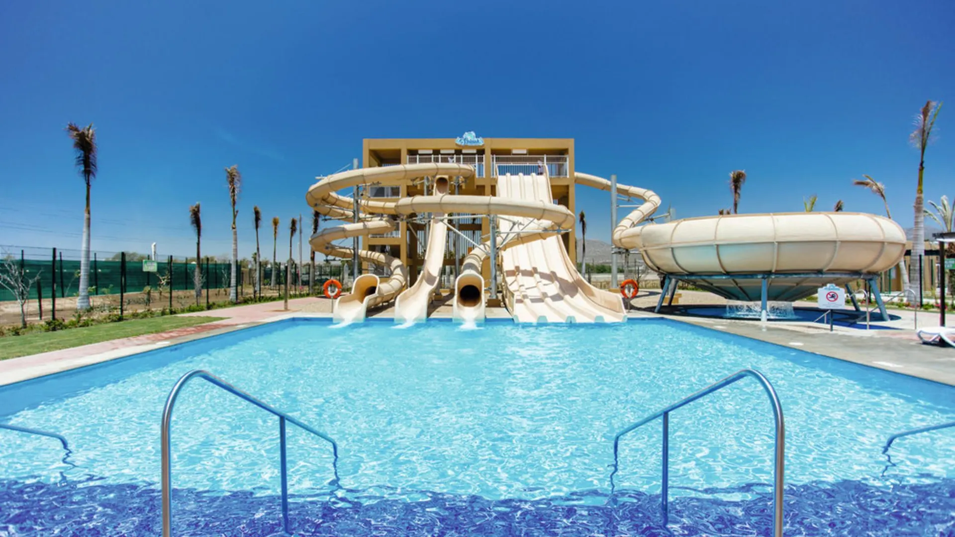 Hotel Riu Santa Fe Cabo San Lucas